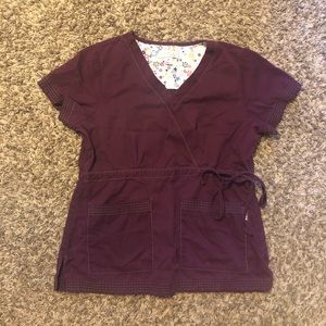 Size medium classic Koi scrub top merlot purple